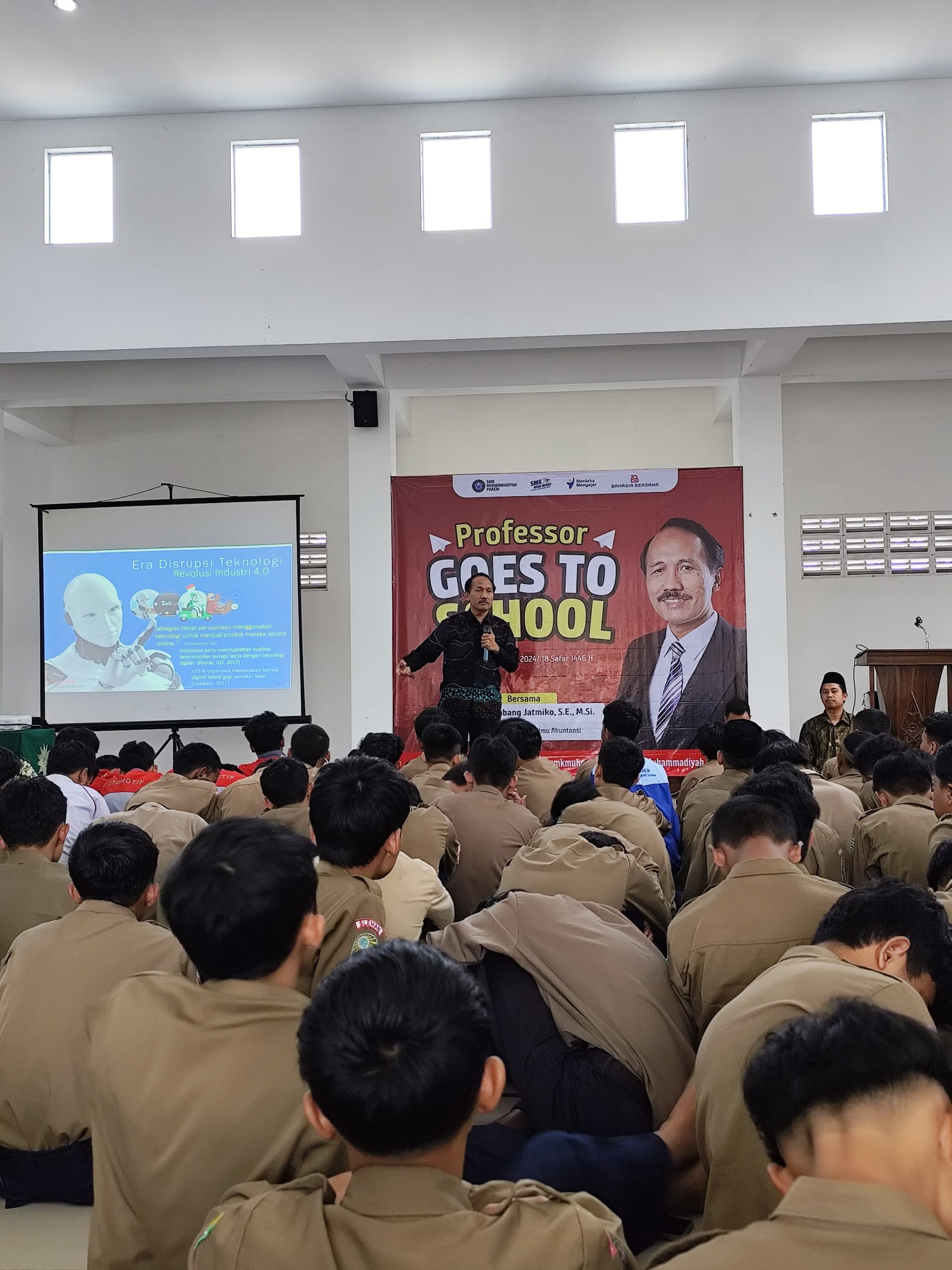 Professor Goes to School dari UMY ke SMK Muhammadiyah Pakem